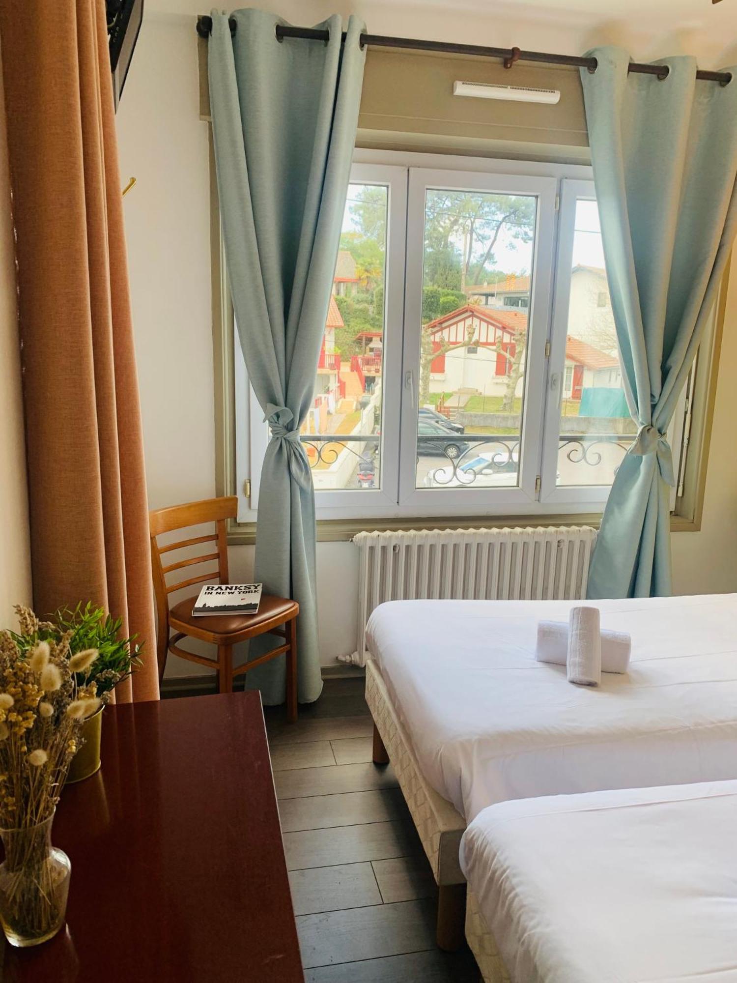 אנגלה Hotel Fine מראה חיצוני תמונה